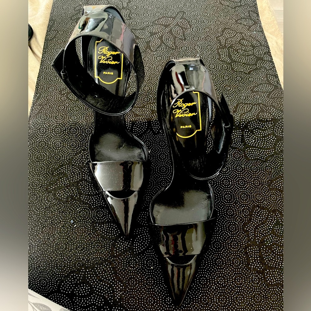 Roger Vivian Paris Shoes